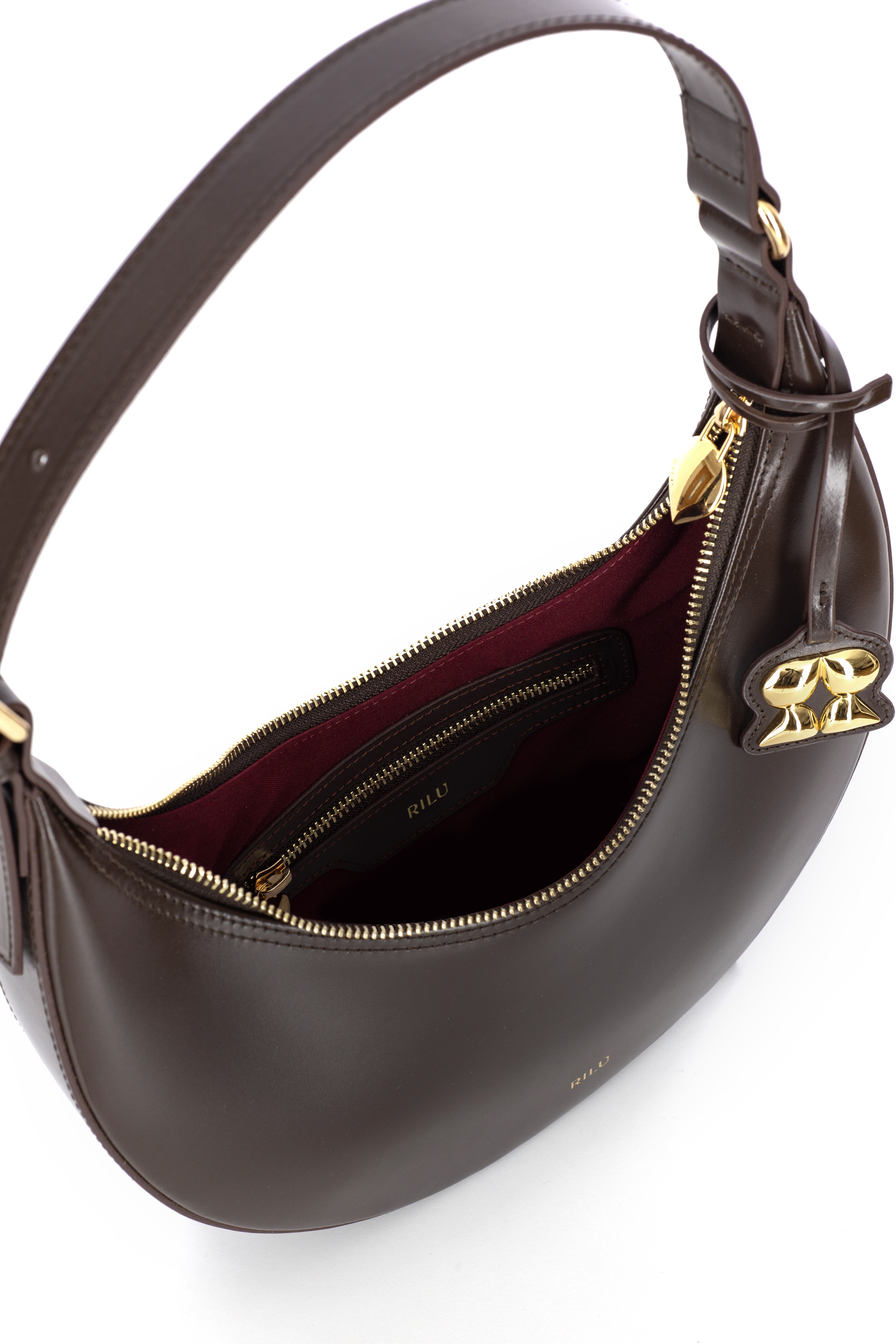 Rilu Luna espresso leather shoulder bag close-up of zipped closure and leather