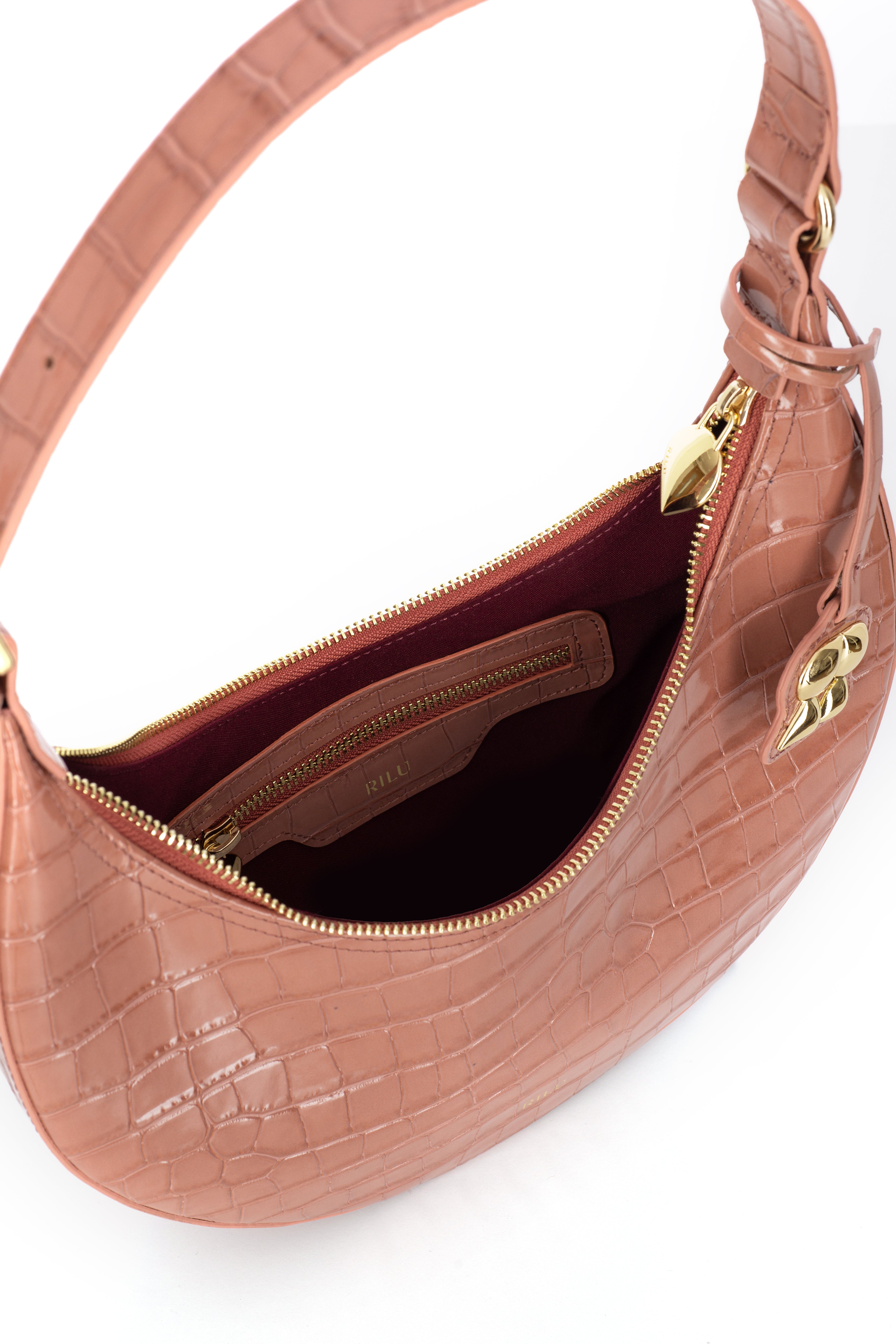 Rilu Luna salmon croco print leather shoulder bag close-up of croco texture