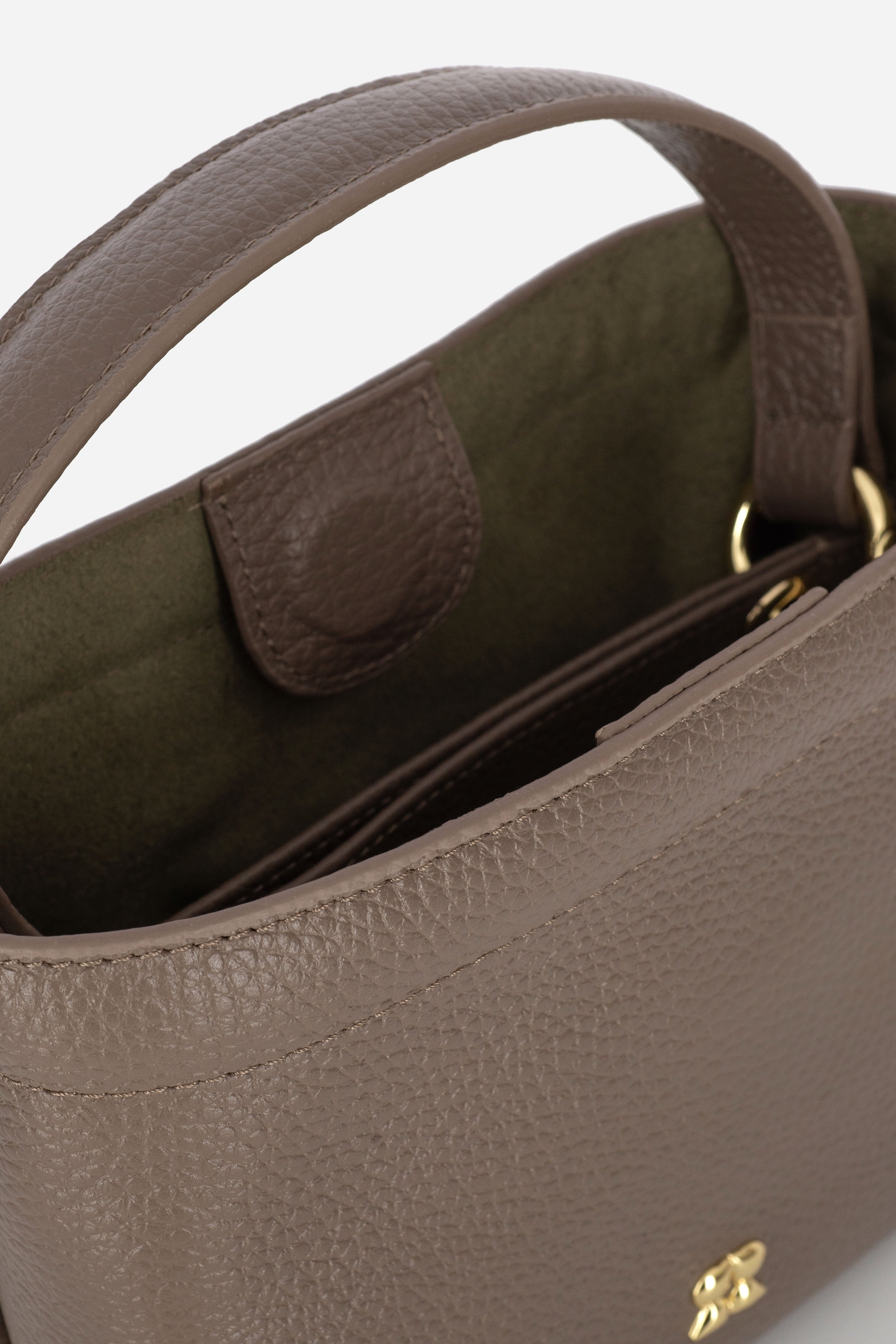 Rilu LouLou taupe leather crossbody bag close-up of soft leather texture